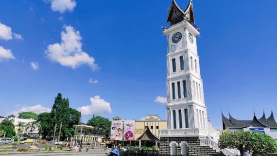 2D1N BUKITTINGGI TOUR 